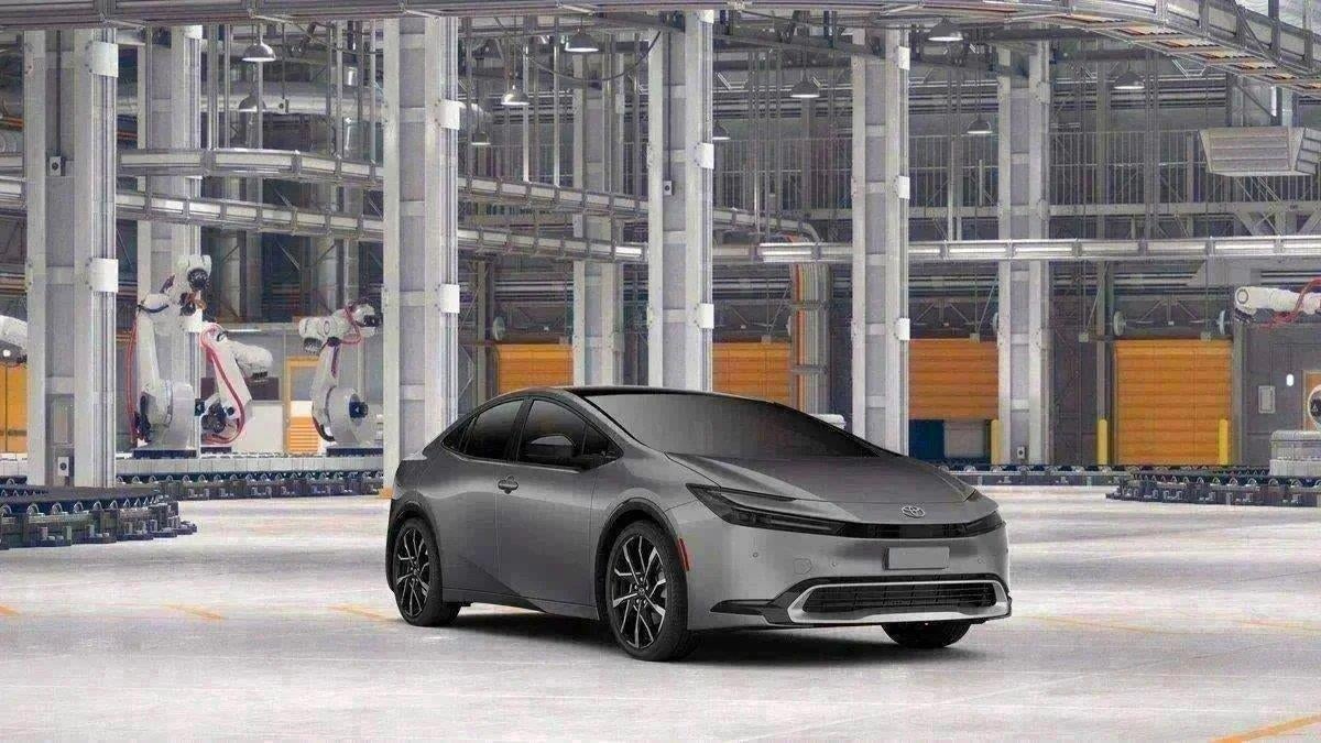 2027 Toyota Prius Plug-in Hybrid XSE