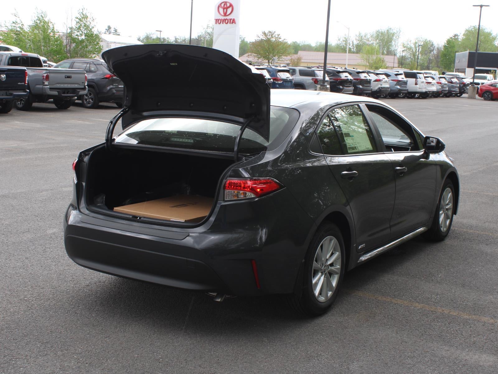 2026 Toyota Corolla Hybrid LE AWD