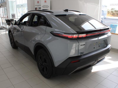 2026 Toyota C-HR SE