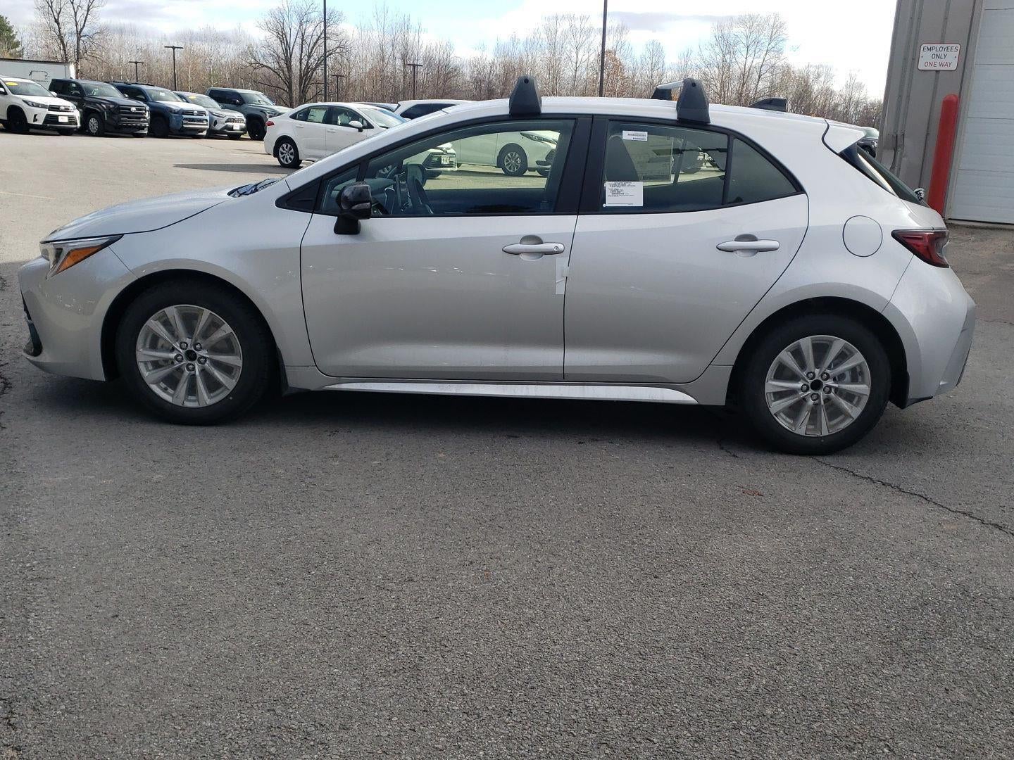 2026 Toyota Corolla Hatchback SE