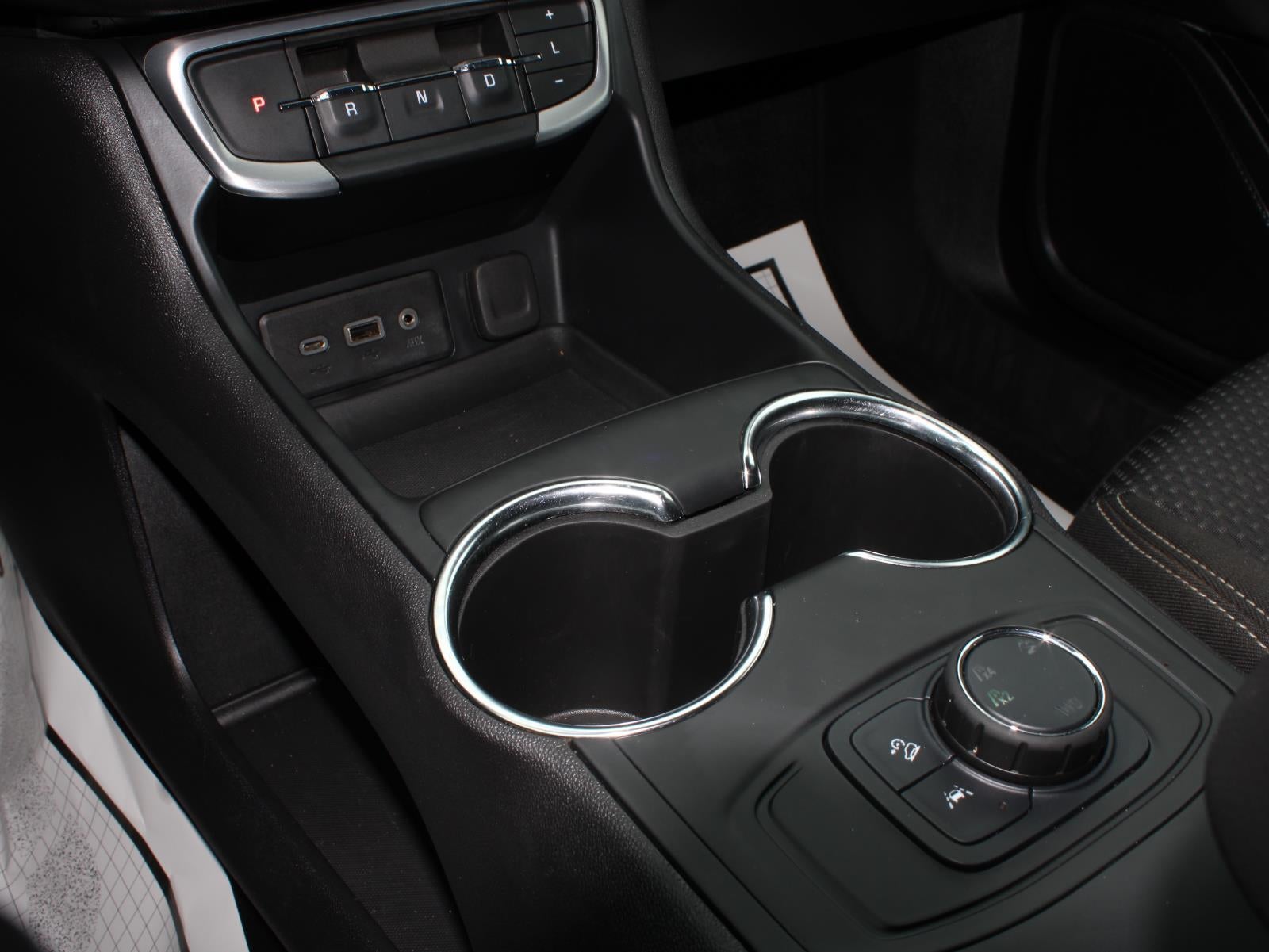 2024 GMC Terrain LE