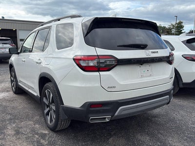 2024 Honda Pilot Touring