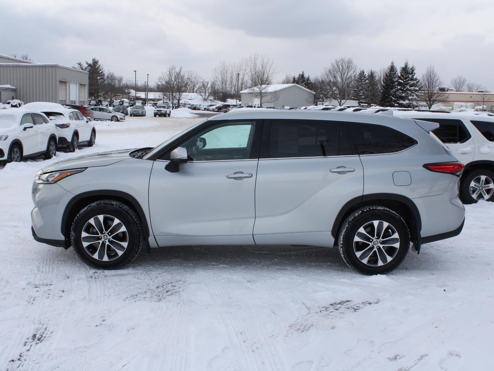 2020 Toyota Highlander XLE All Wheel Drive Automatic