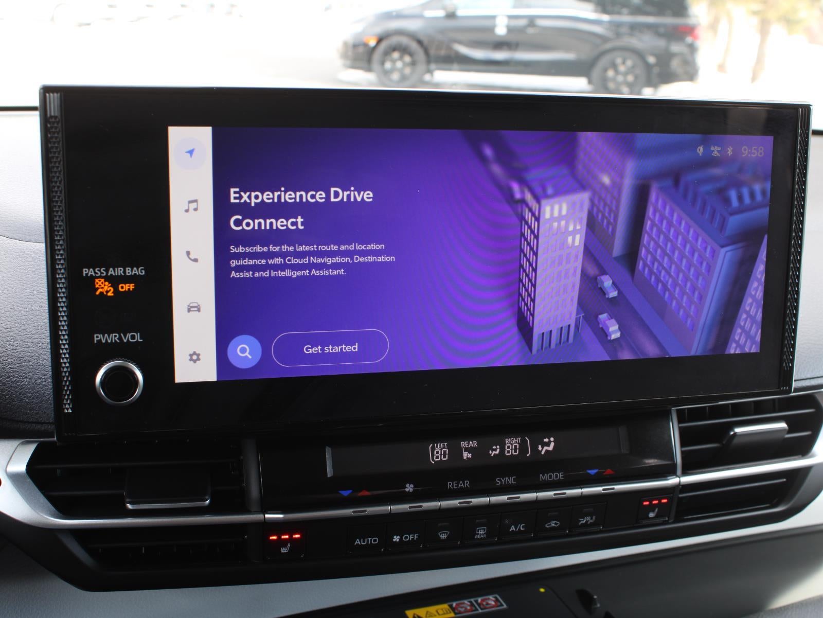 2025 Toyota Sienna LE