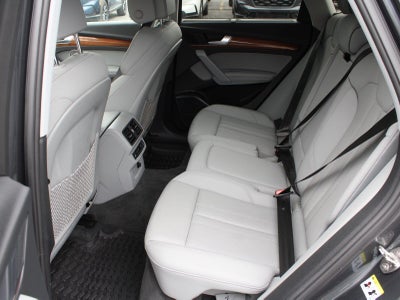 2022 Audi Q5 S line Prestige