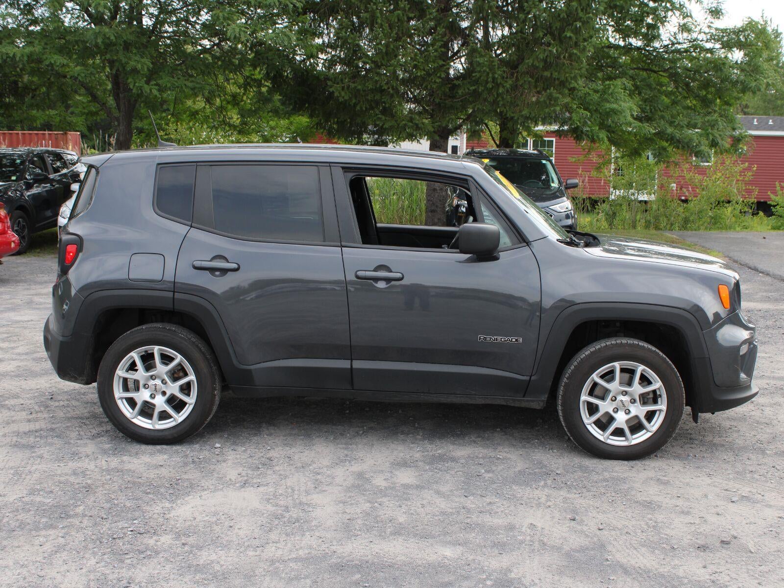 2023 Jeep Renegade Latitude