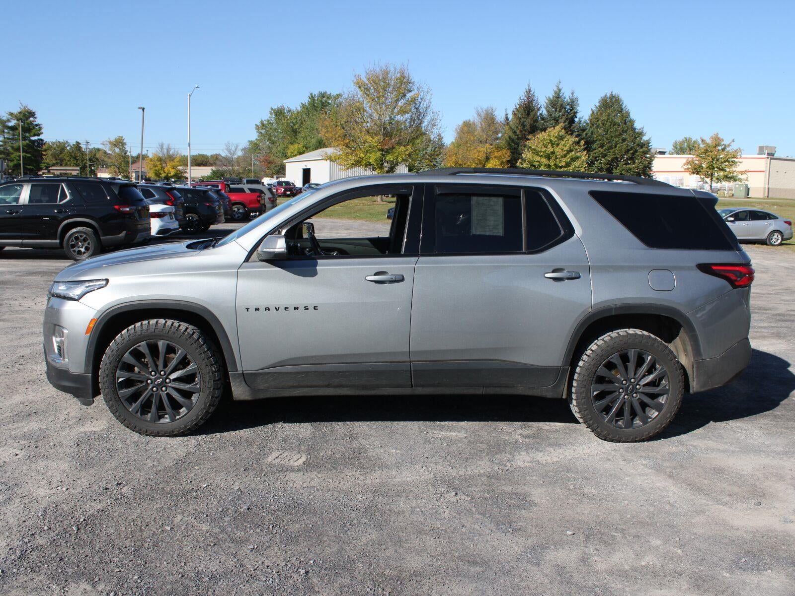 2023 Chevrolet Traverse RS