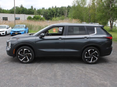 2024 Mitsubishi Outlander SE Black Edition