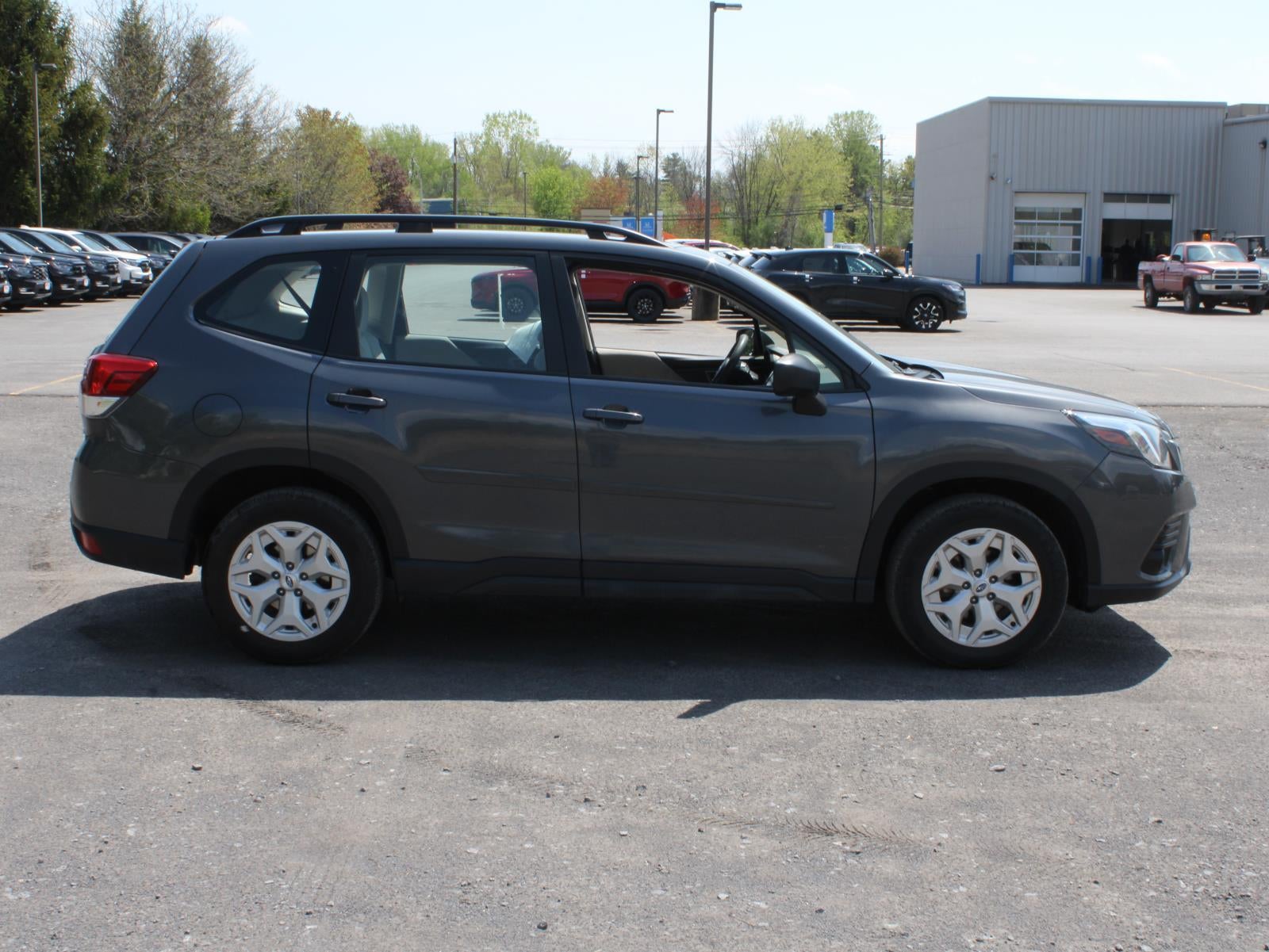 2023 Subaru Forester Base