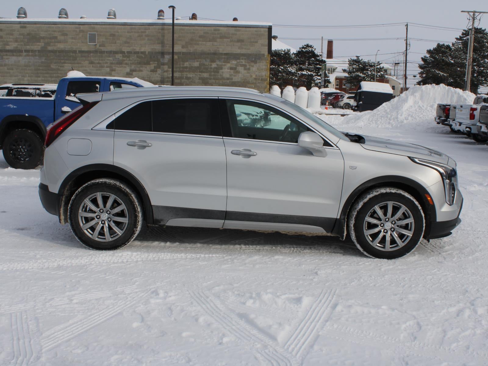 2020 Cadillac XT4 AWD Premium Luxury