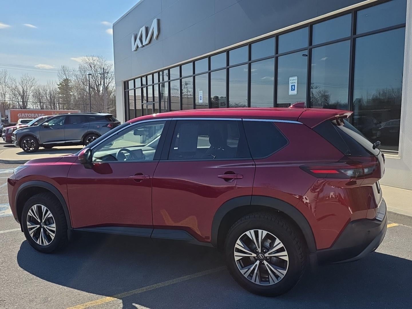 2021 Nissan Rogue SV