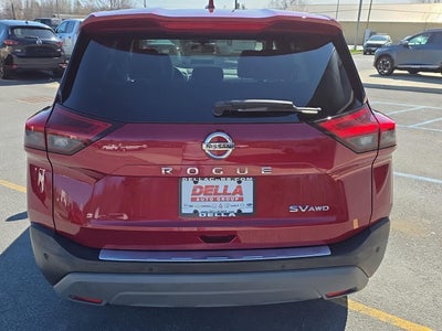2021 Nissan Rogue SV