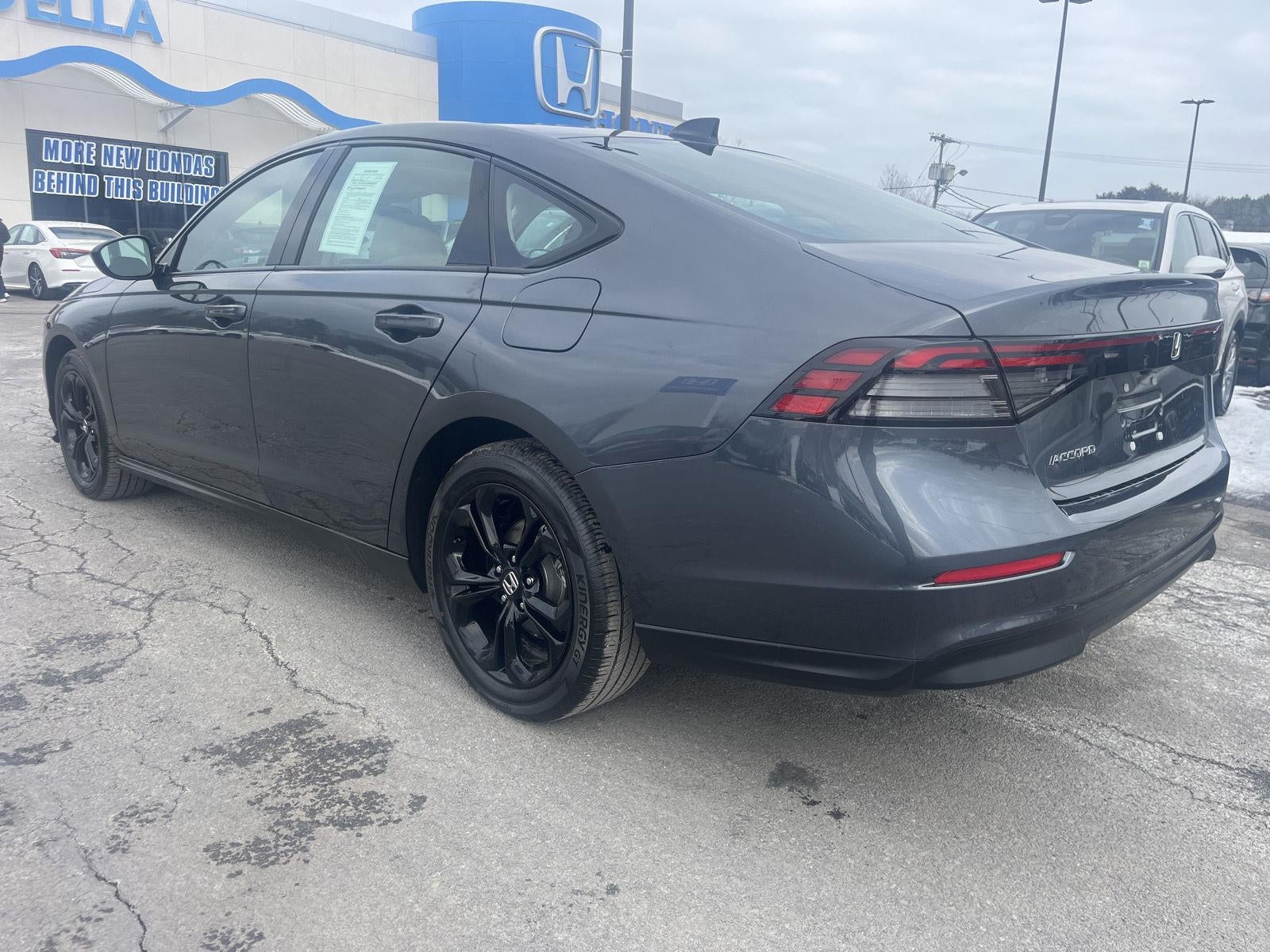 2025 Honda Accord Sedan SE