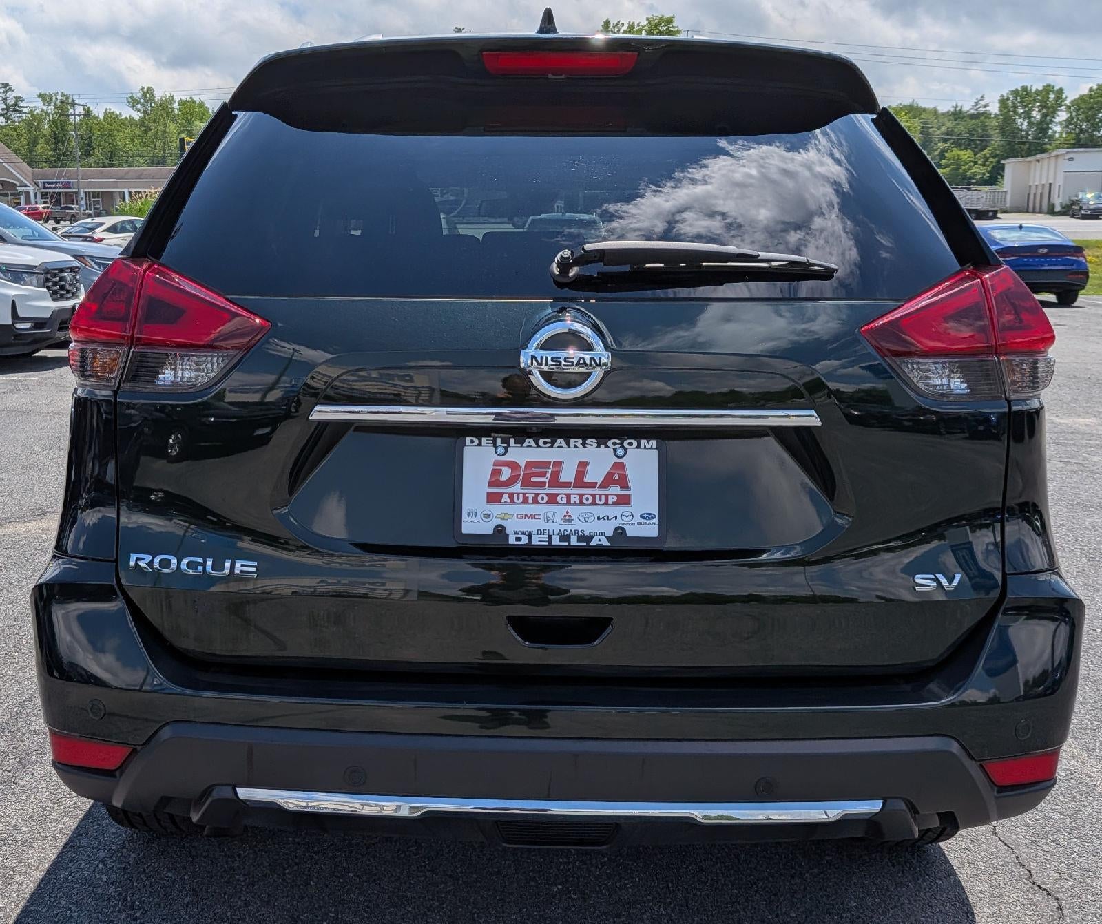 2020 Nissan Rogue SV