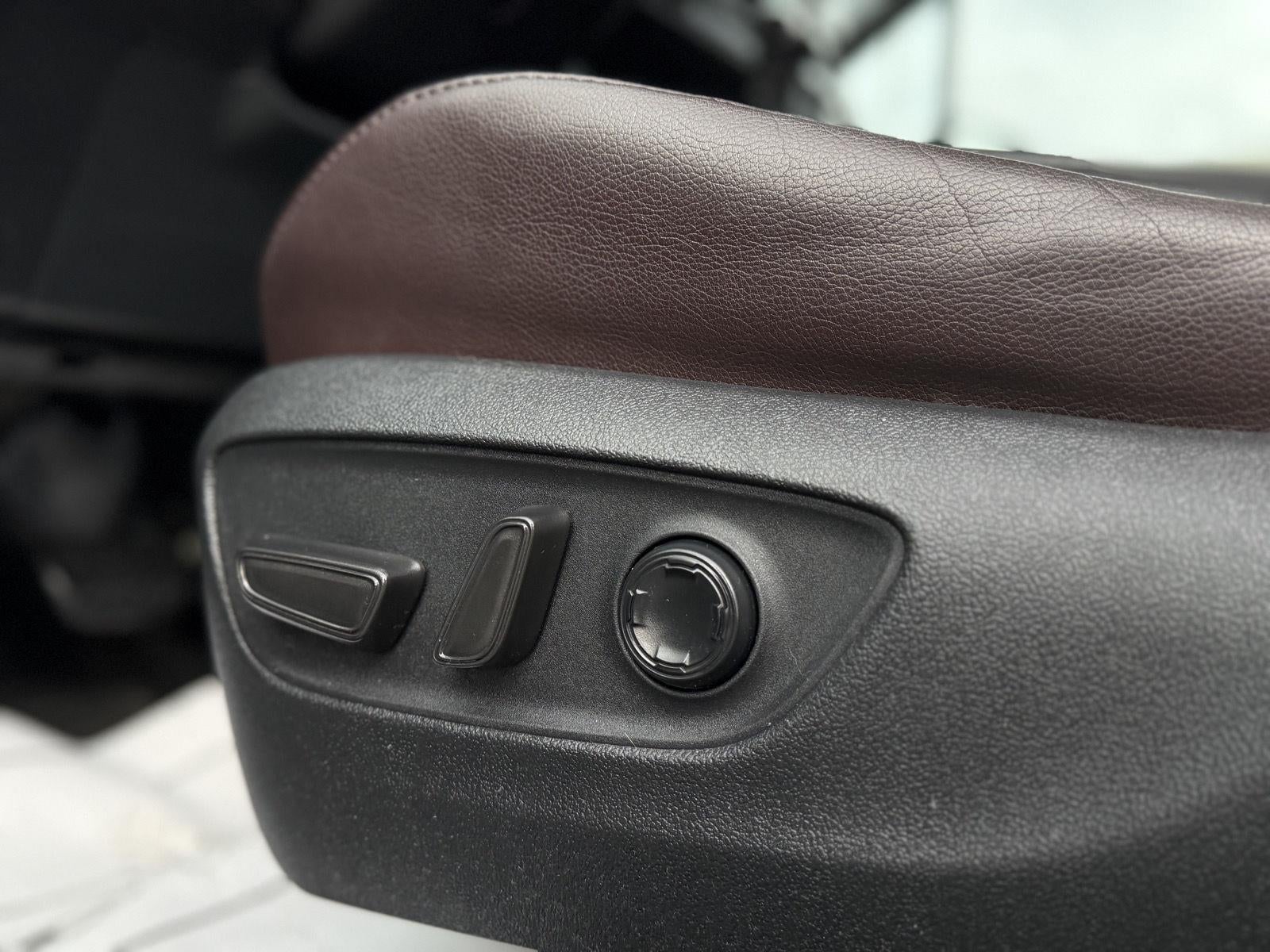 2022 Toyota Sienna Platinum