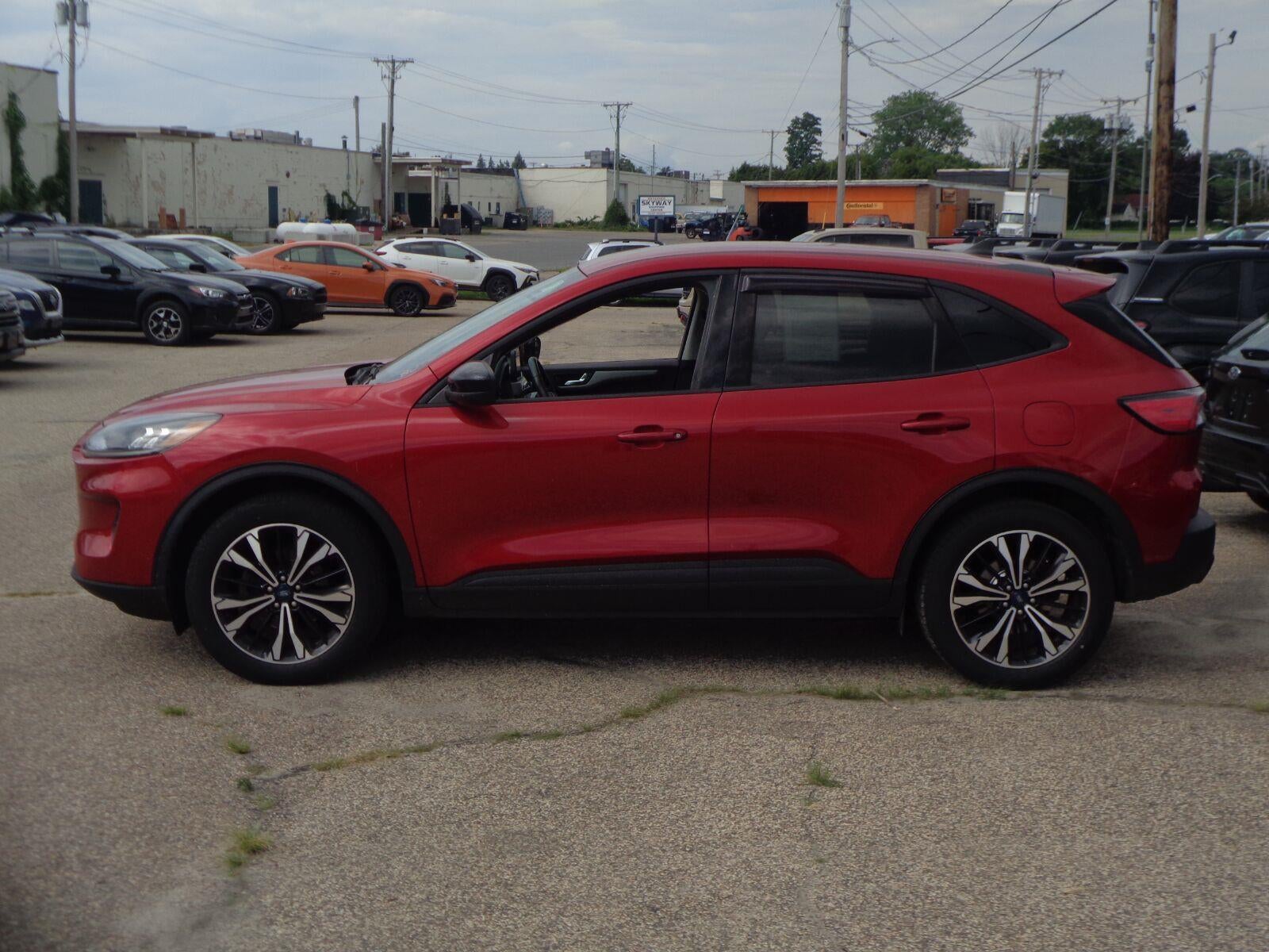 2021 Ford Escape SE