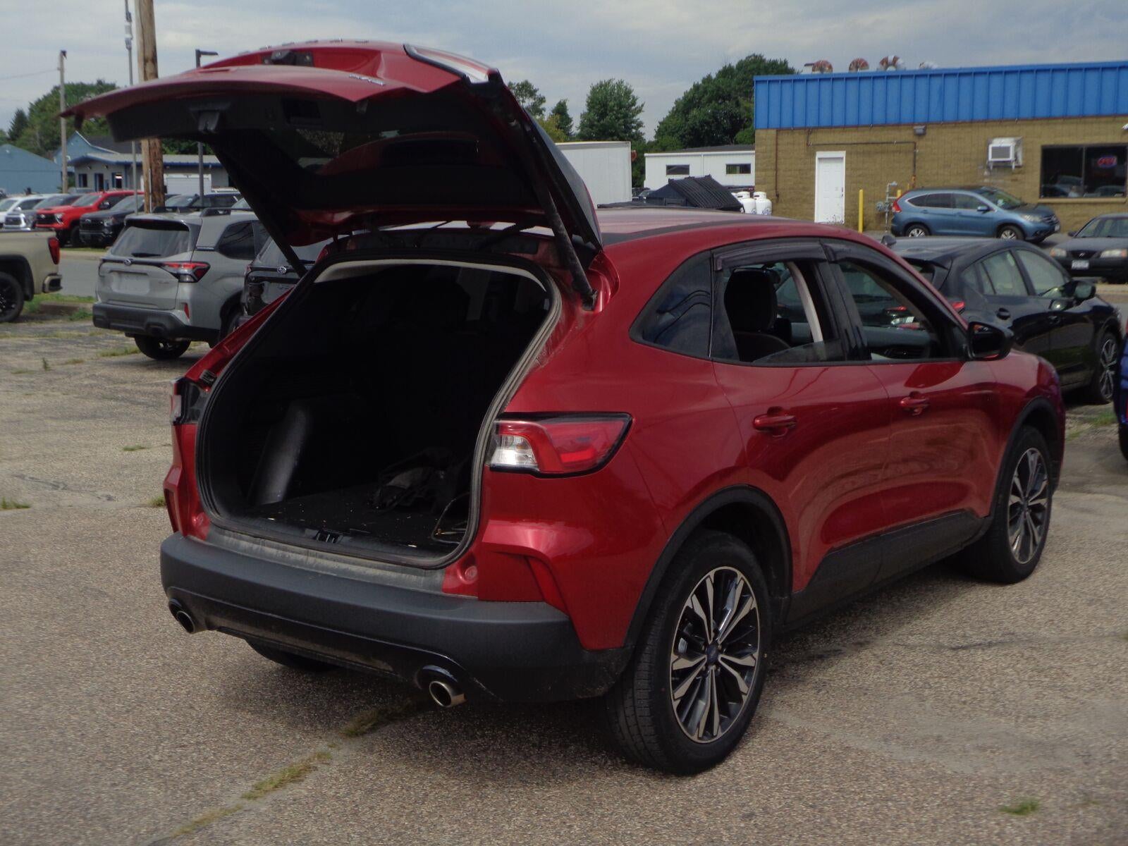 2021 Ford Escape SE