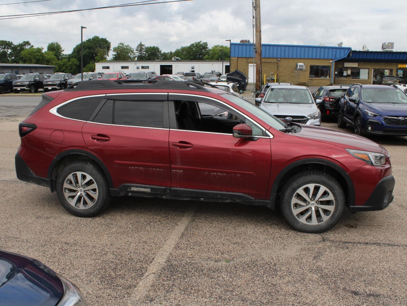 2022 Subaru Outback Premium