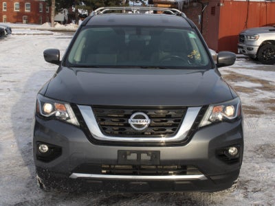 2019 Nissan Pathfinder SV