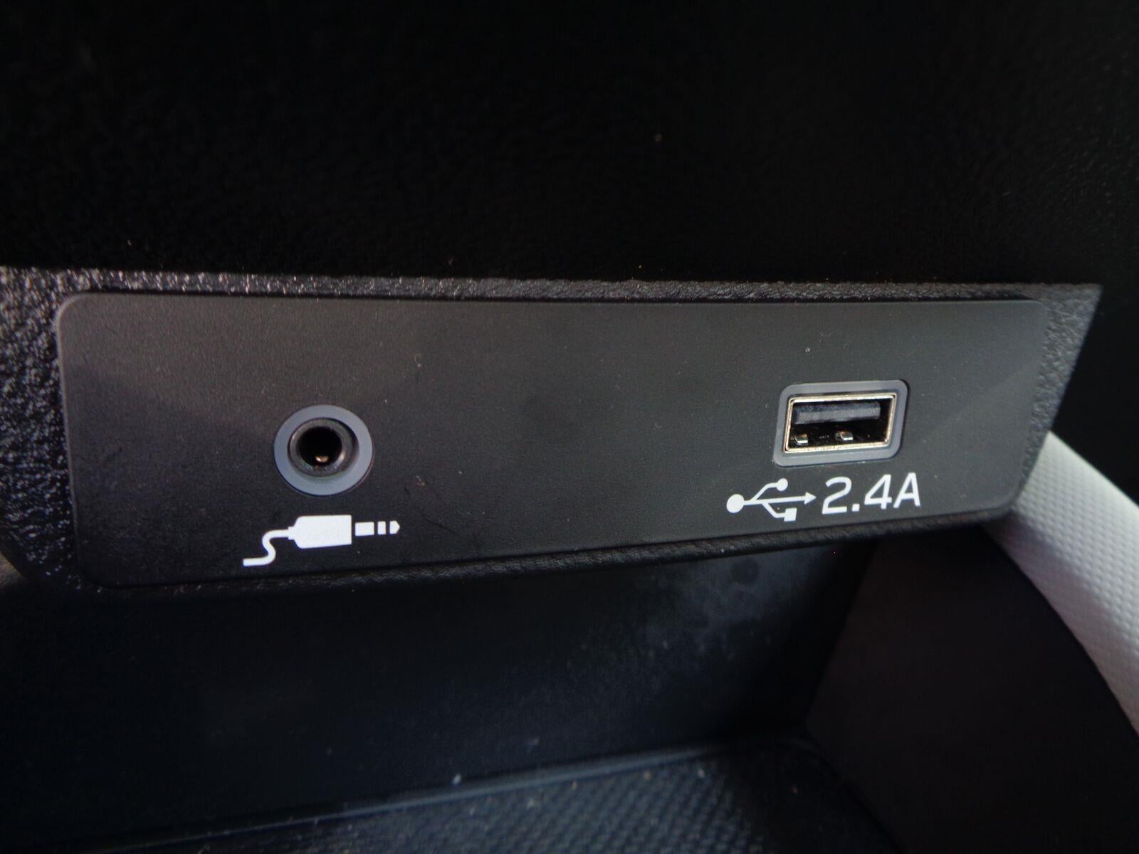 2025 Subaru Forester Base