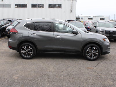 2020 Nissan Rogue SV