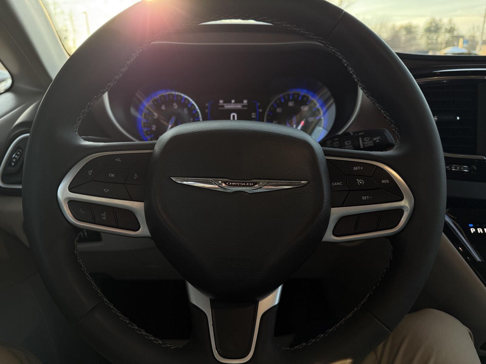 2024 Chrysler Voyager LX