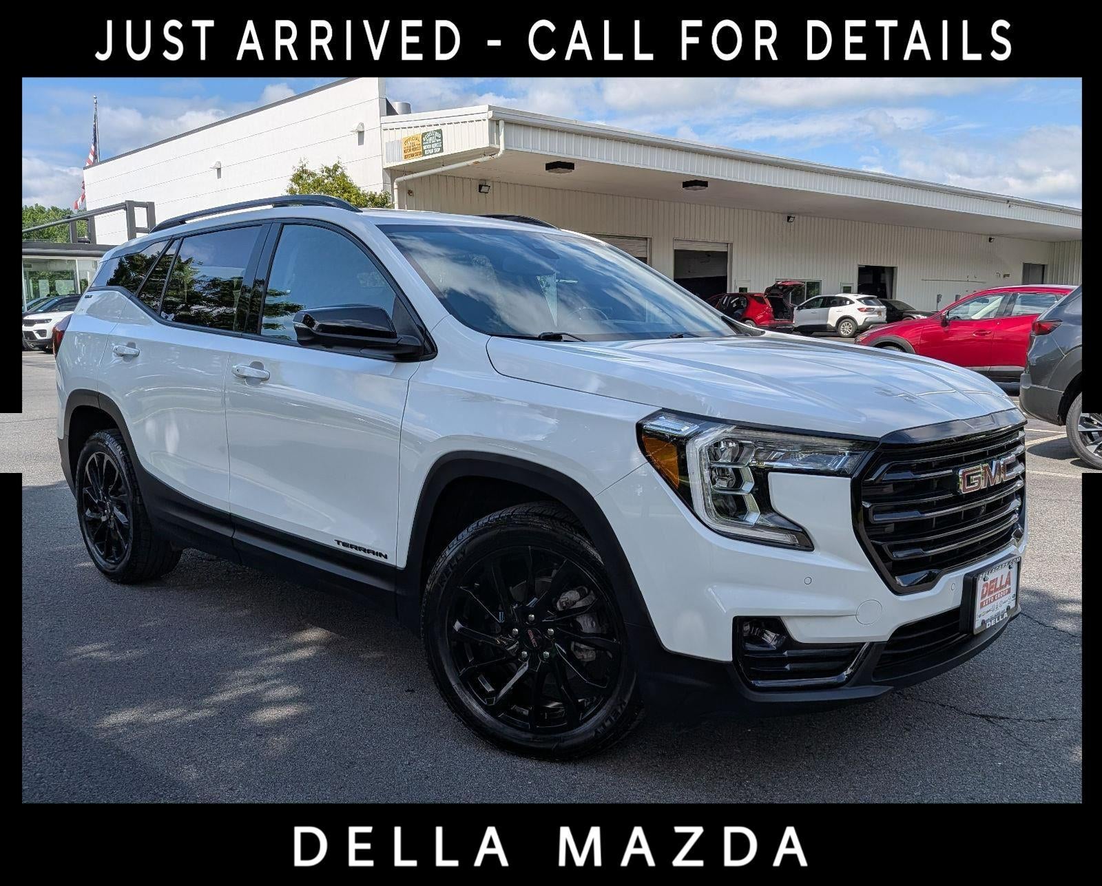 2023 GMC Terrain SLT