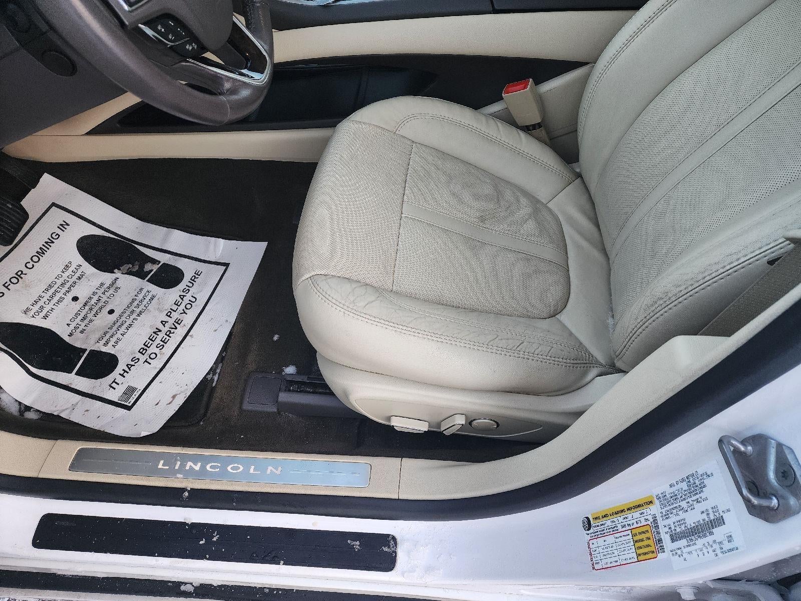 2014 Lincoln MKZ 4dr Sdn FWD