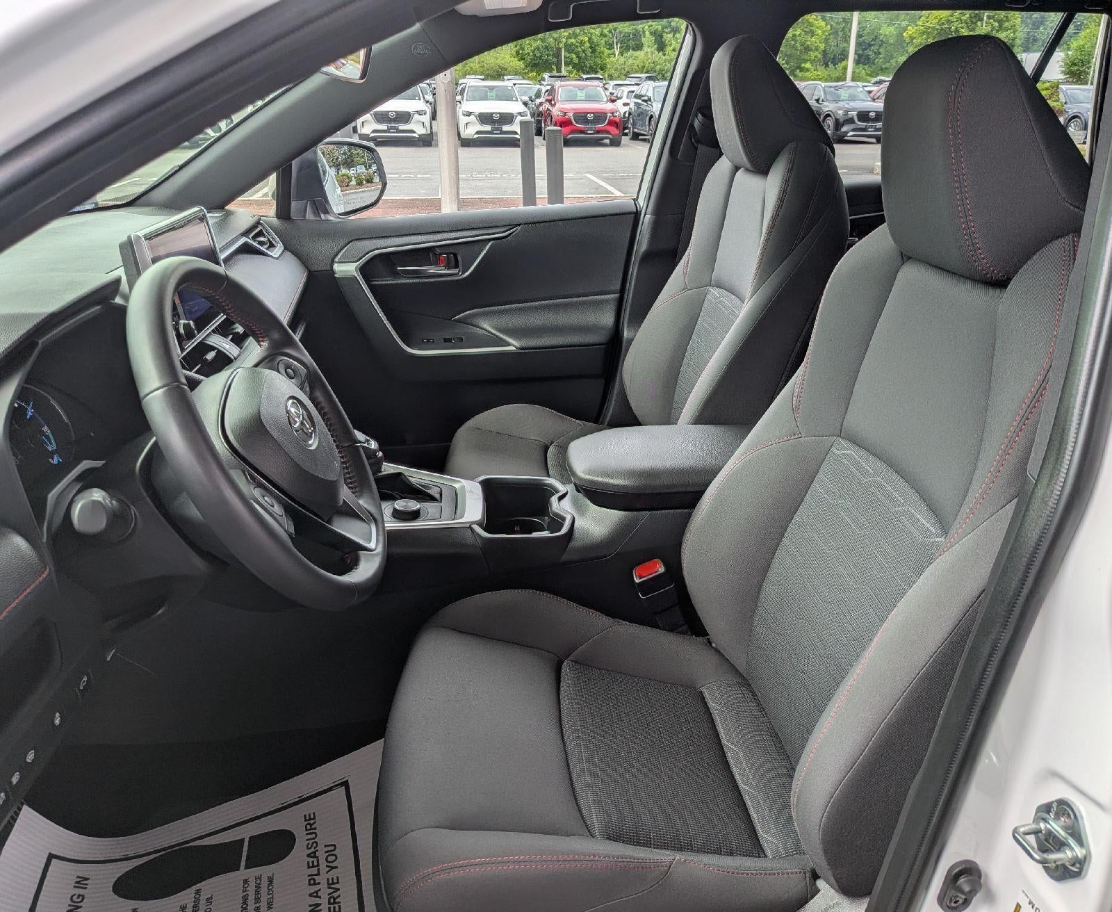 2023 Toyota RAV4 Prime SE