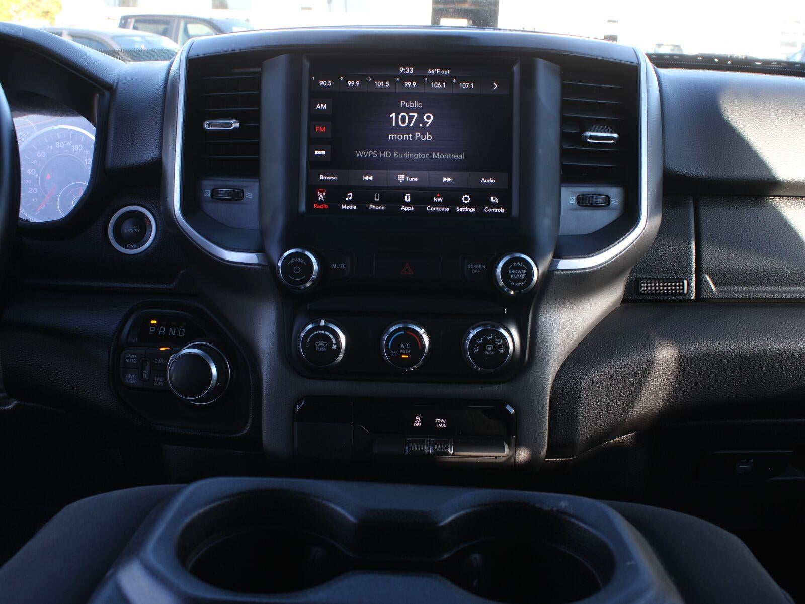2021 RAM 1500 Big Horn Quad Cab 4x4 6'4" Box