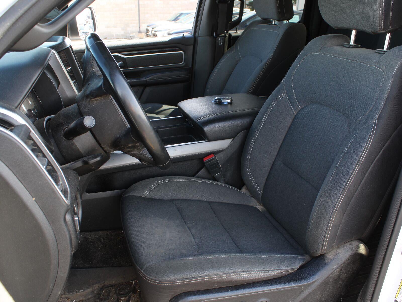 2022 RAM 1500 Big Horn Quad Cab 4x4 6'4" Box