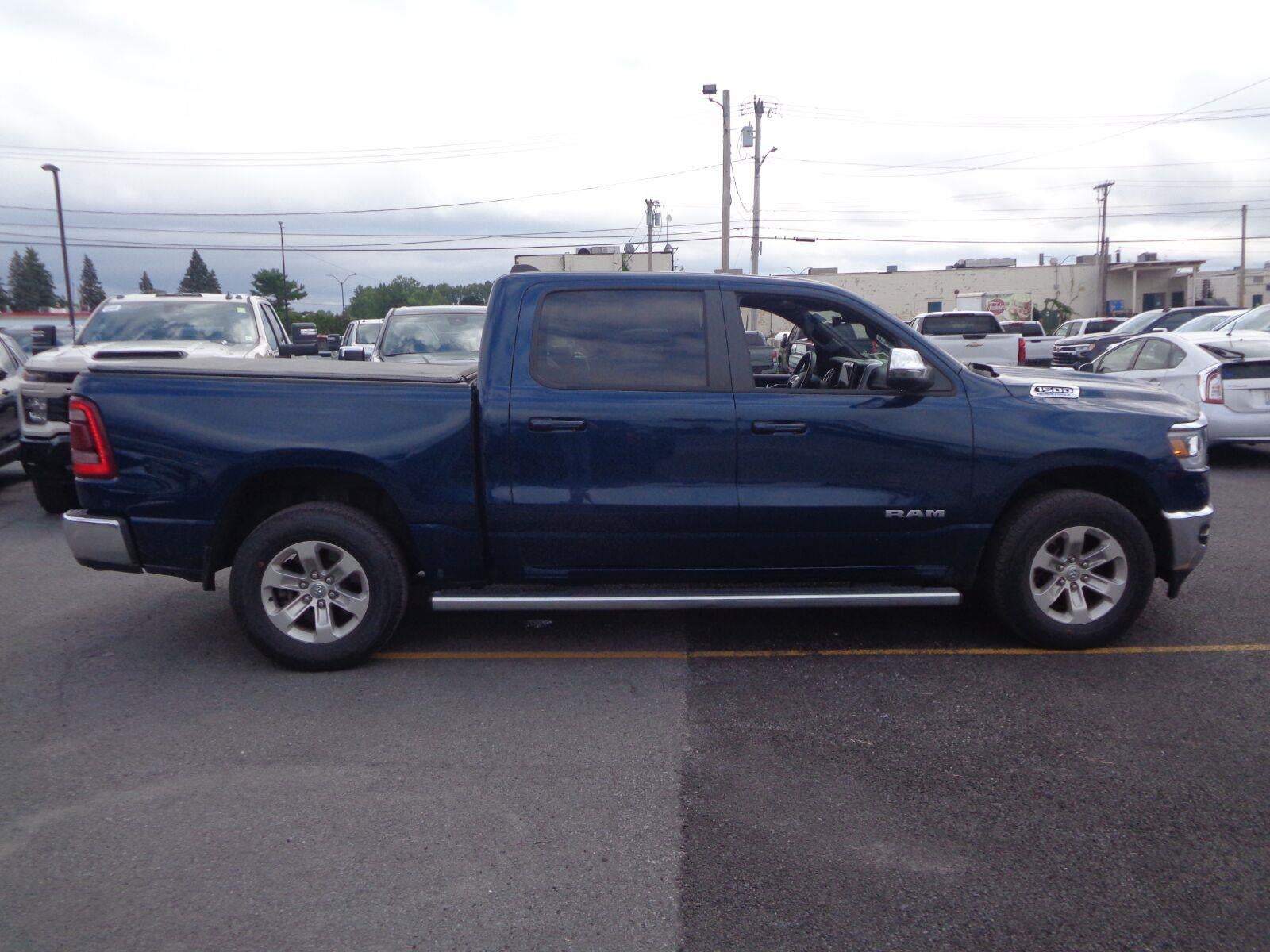 2024 RAM 1500 Laramie Crew Cab 4x4 5'7" Box