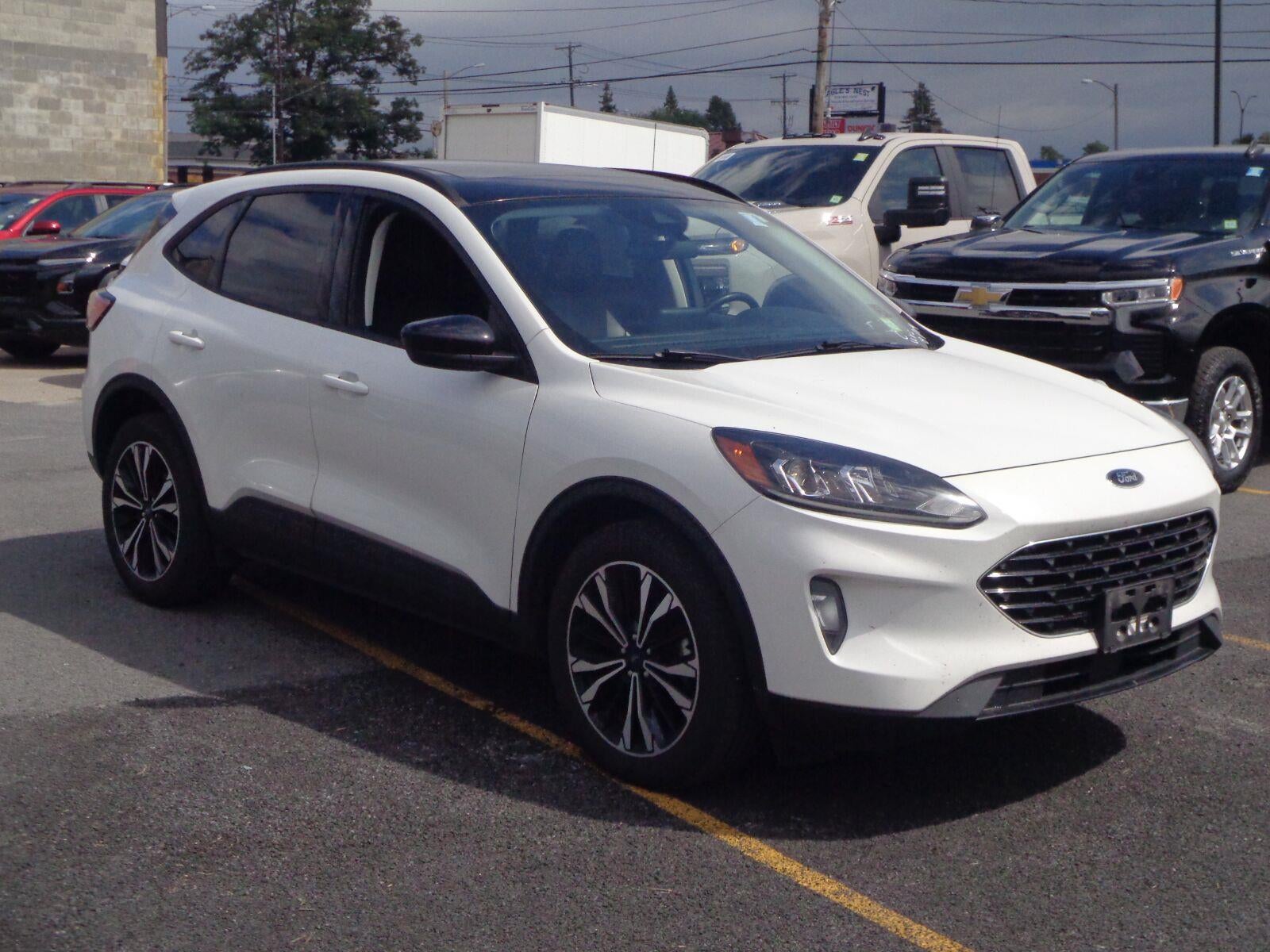 2022 Ford Escape SEL