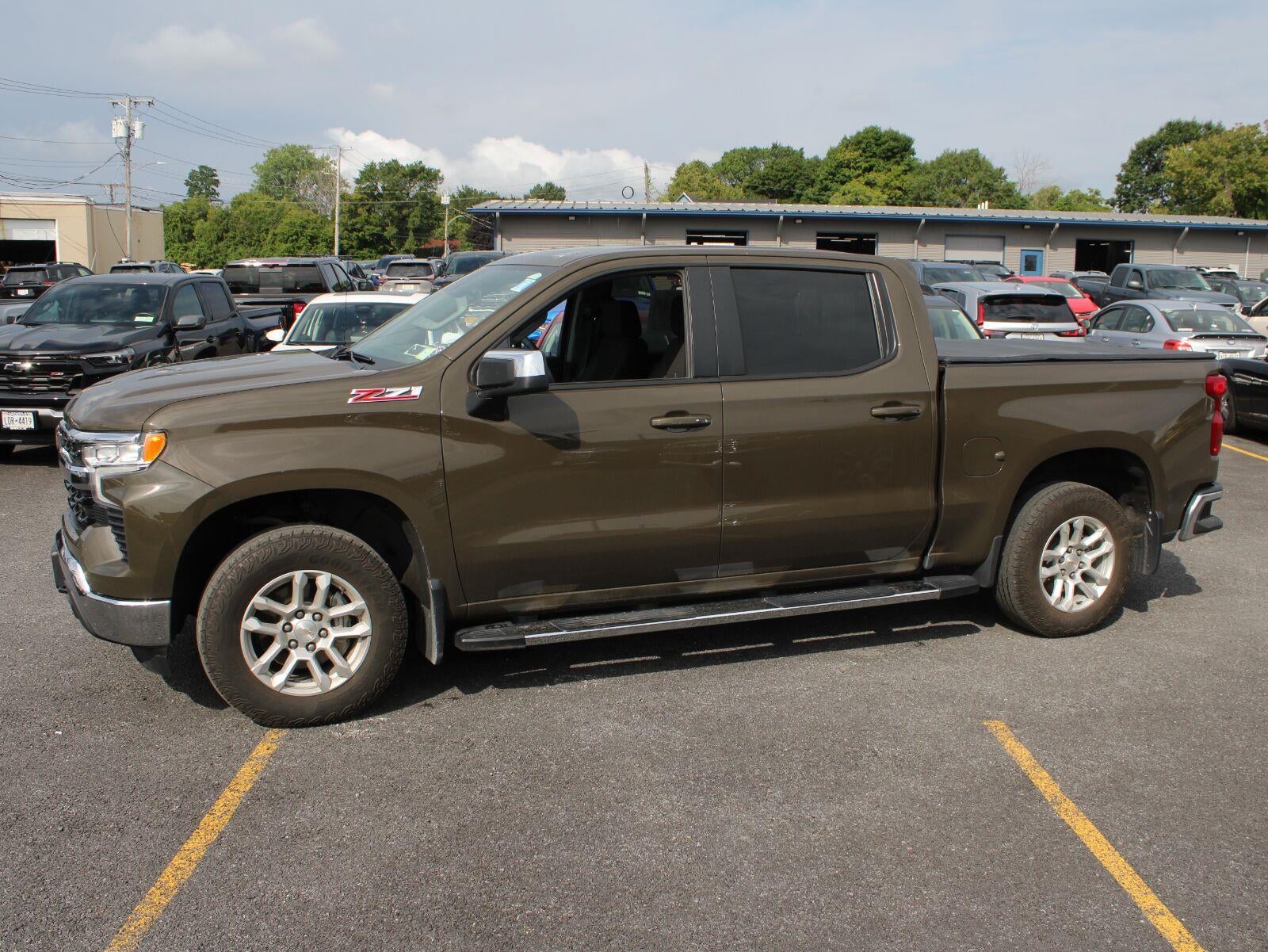2024 Chevrolet Silverado 1500 LT