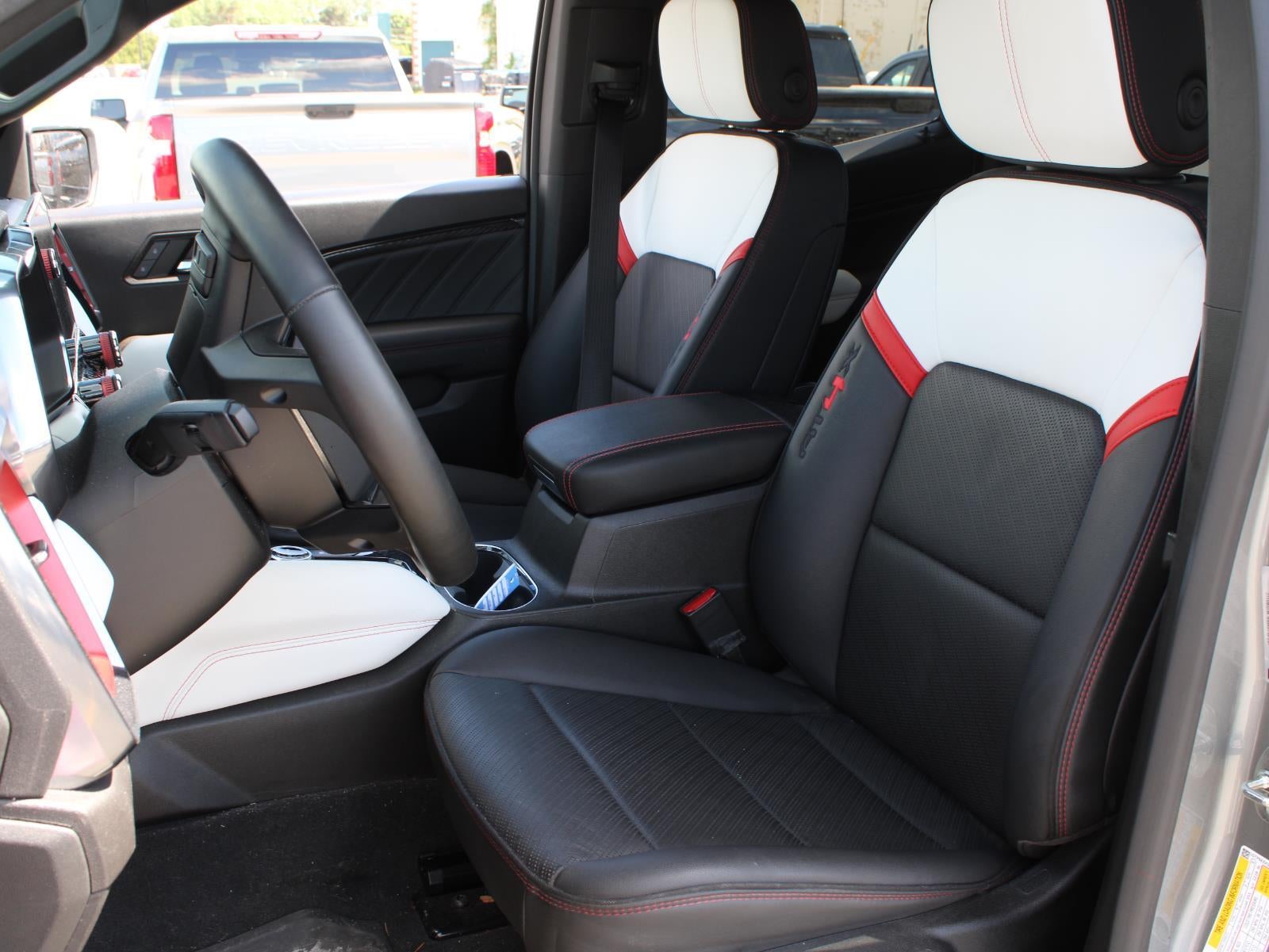 2023 GMC Canyon AT4X