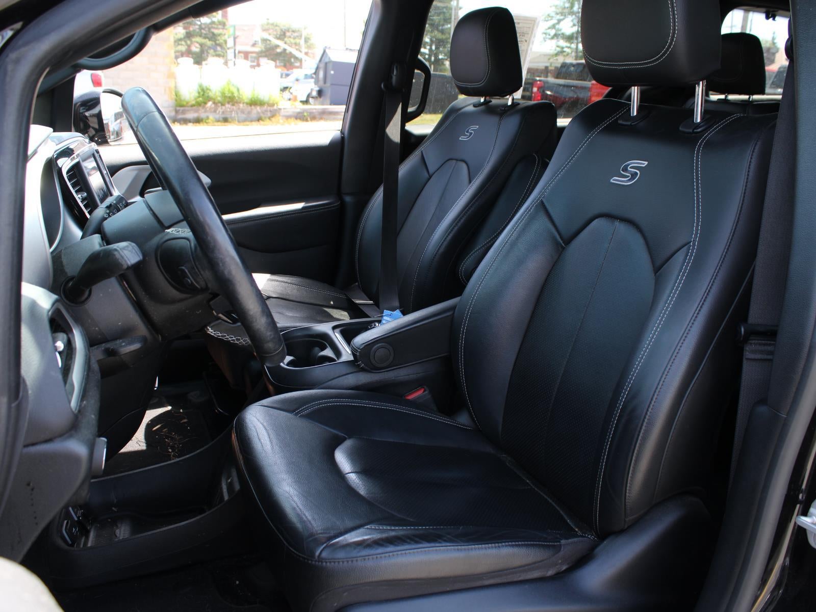 2020 Chrysler Pacifica Touring L
