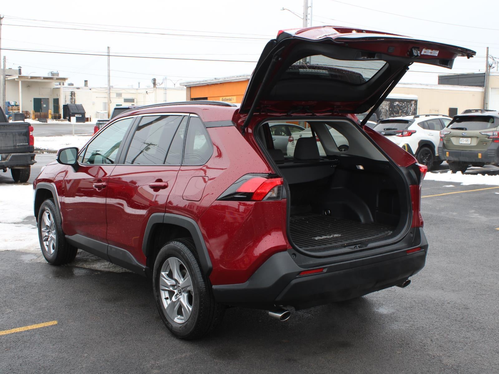 2024 Toyota RAV4 XLE