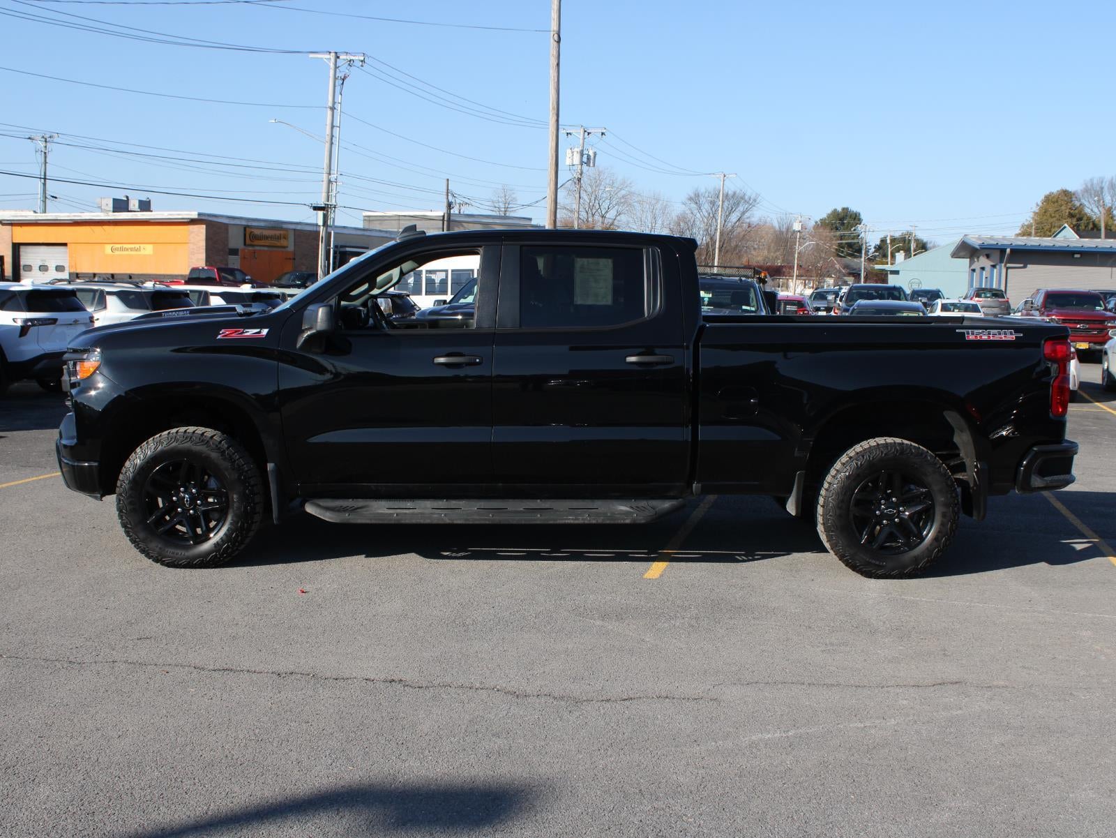 2024 Chevrolet Silverado 1500 Custom Trail Boss