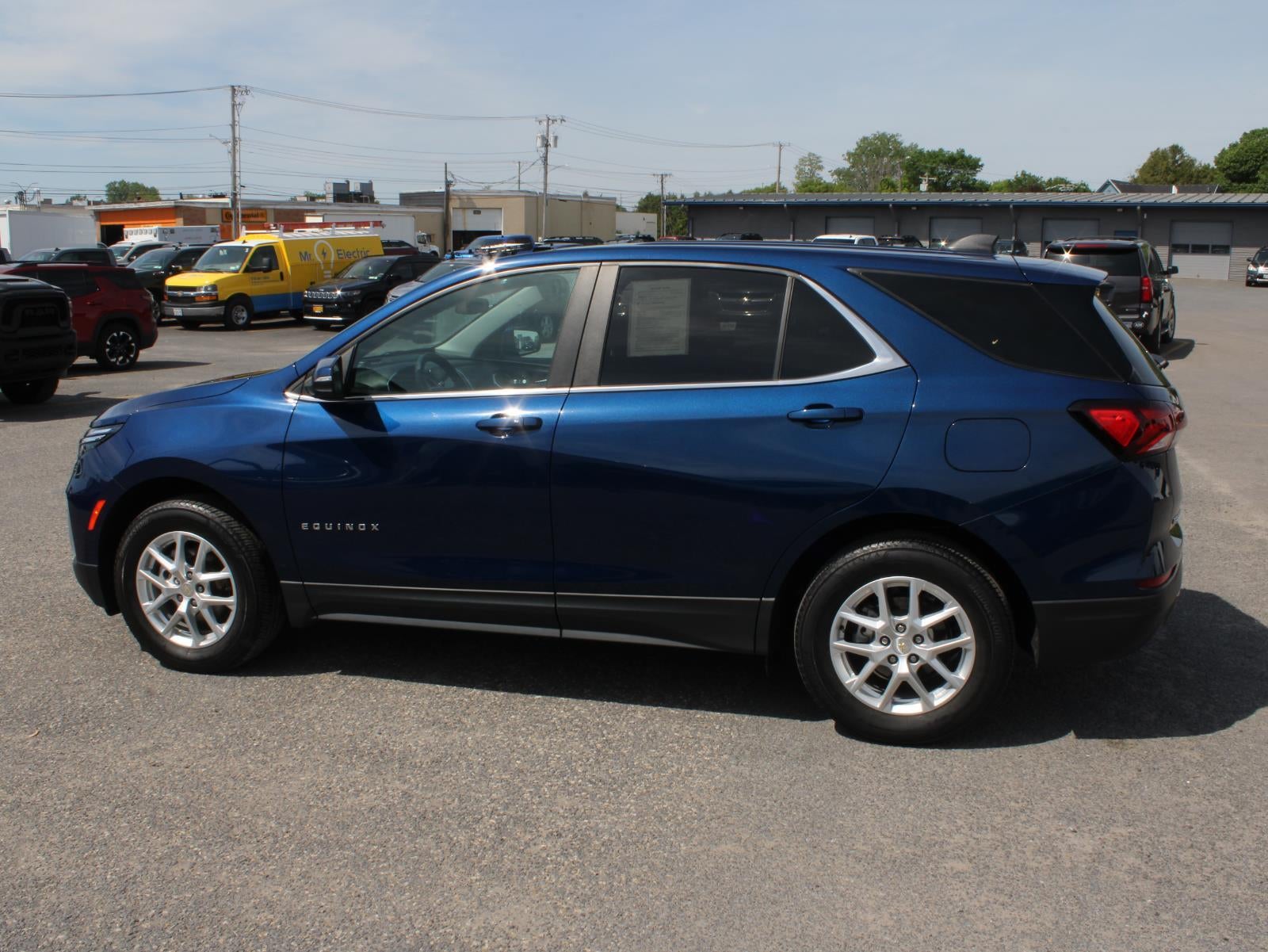 2023 Chevrolet Equinox LT