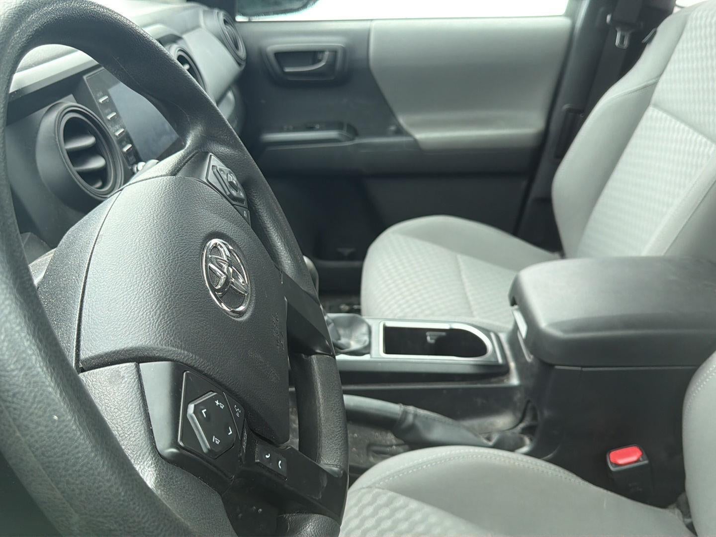 2022 Toyota Tacoma 4WD SR