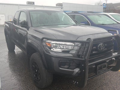 2022 Toyota Tacoma 4WD SR