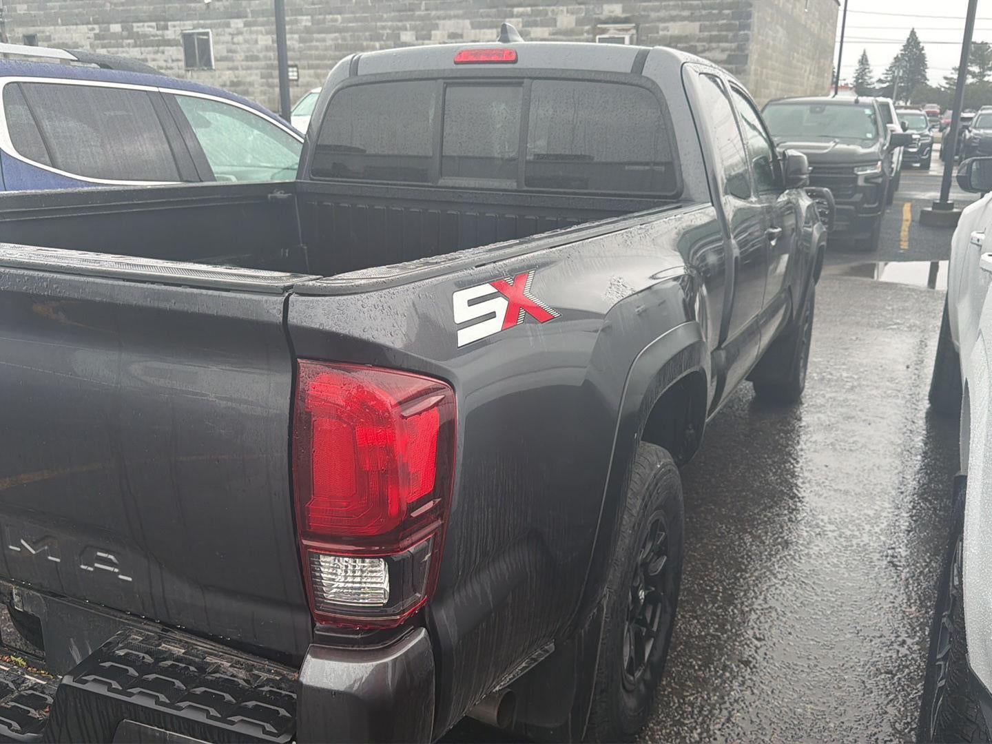 2022 Toyota Tacoma 4WD SR