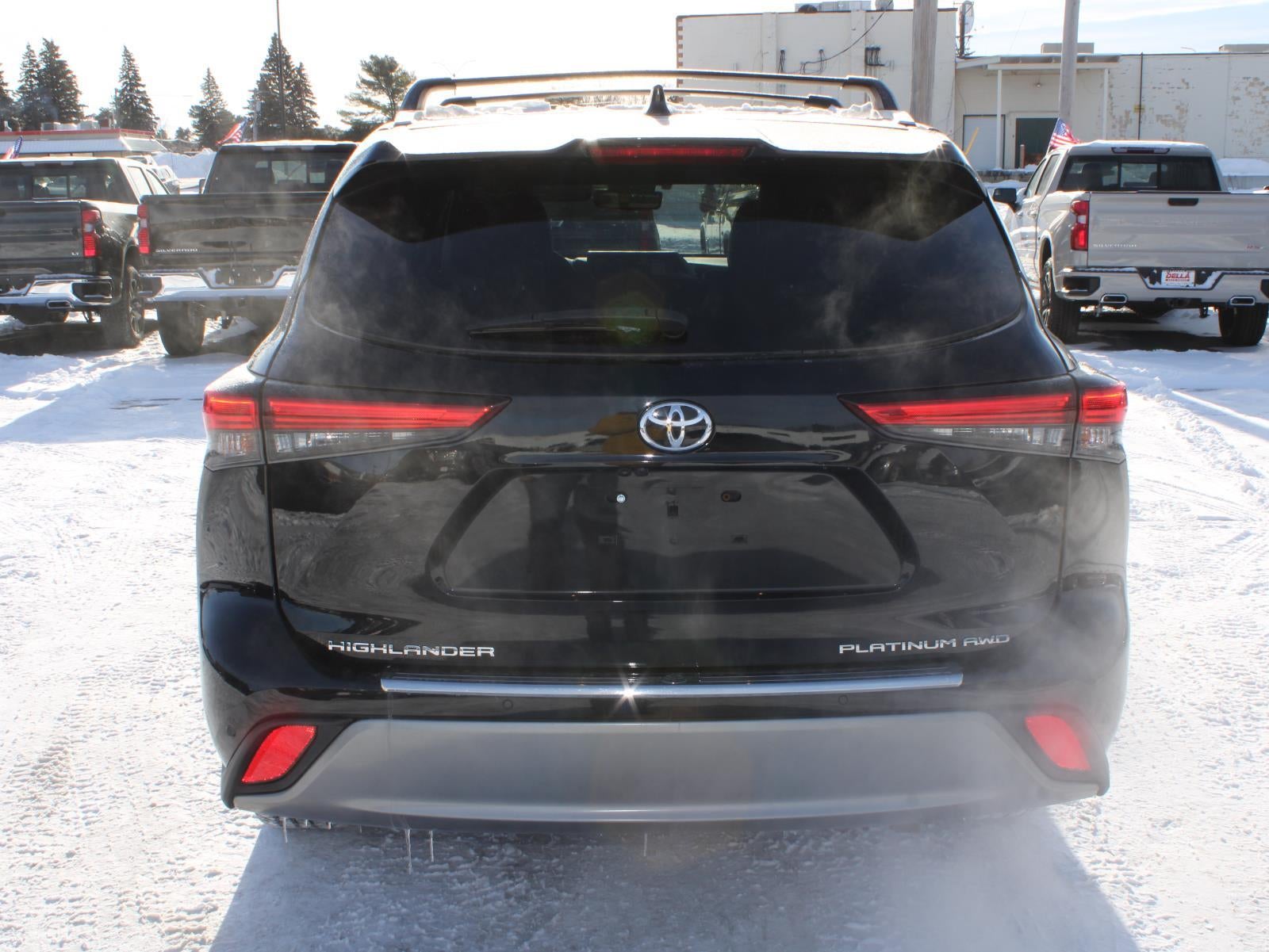 2022 Toyota Highlander Platinum