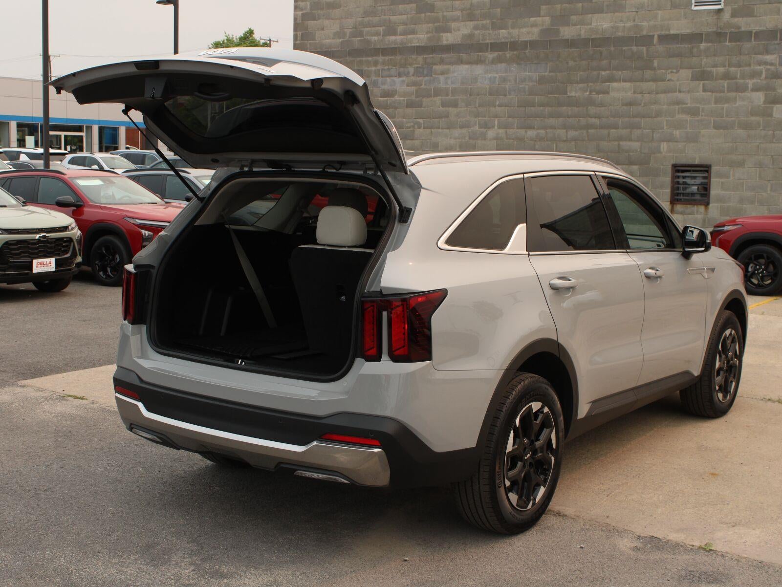 2024 Kia Sorento S